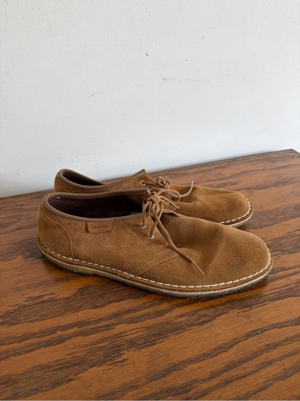 Clarks Men's Tan Suede Chukka Boots